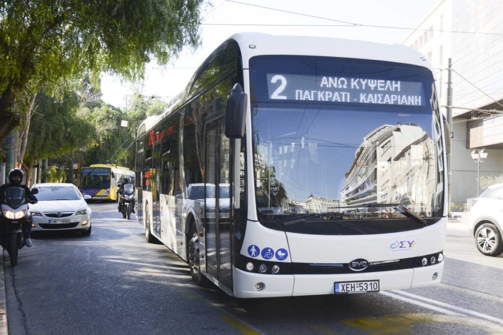 Καραμανλής: Δοκιμαστική διαδρομή με ηλεκτροκίνητο λεωφορείο