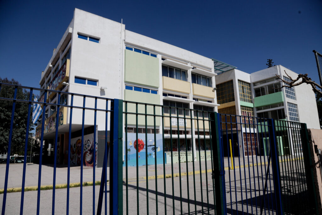 Κακοκαιρία «Φίλιππος»: Κλειστά τα σχολεία στα βόρεια προάστια και σε περιοχές της Ανατολικής και Δυτικής Αττικής