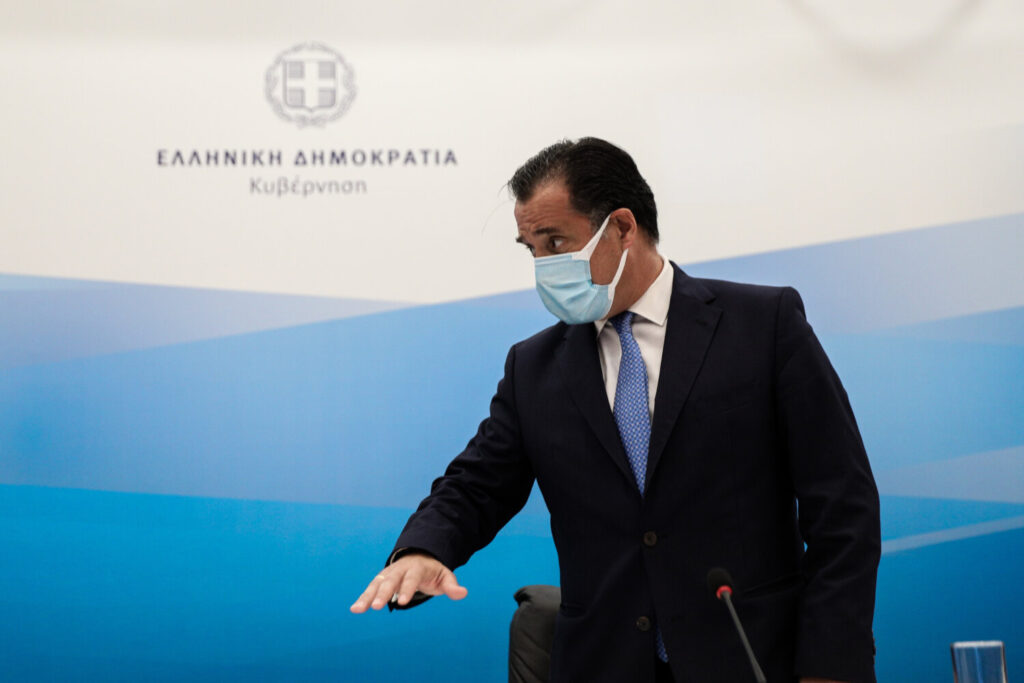 Γεωργιάδης: «Άνοιγμα καταστημάτων από τη Δεύτερα με SMS στο 13032 και χρονικό όριο»