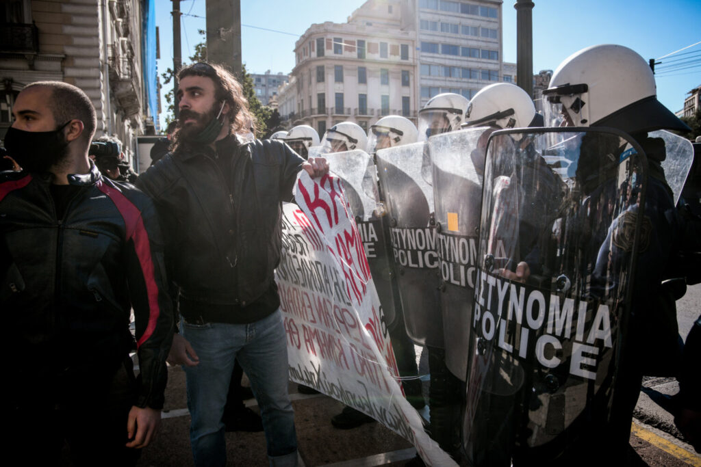 Συνεχίζουν να διαφωνούν οι αστυνομικοί για την πανεπιστημιακή αστυνομία (video)