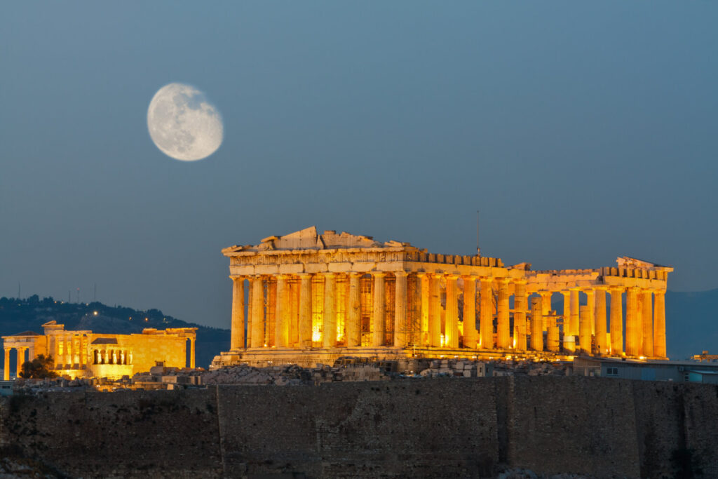 Αφιέρωμα του Euronews στην Ελλάδα με 21 λόγους για την επισκεφτείς το 2021