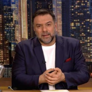 Ο Γρηγόρης Αρναούτογλου δημοσίευσε βίντεο από το γραφείο του Γιώργου Παπαδάκη: «Ένιωσα την ανάγκη να το κάνω»