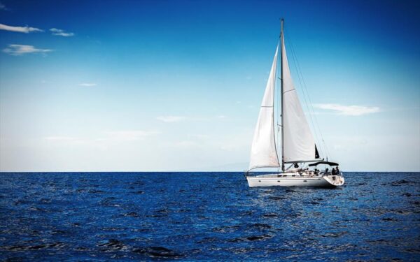 Τραγωδία στους αγώνες Aegean 600: Νεκρή αθλήτρια   από τη Γαλλία ανοιχτά της Καρπάθου – Έπεσε από το ιστιοφόρο