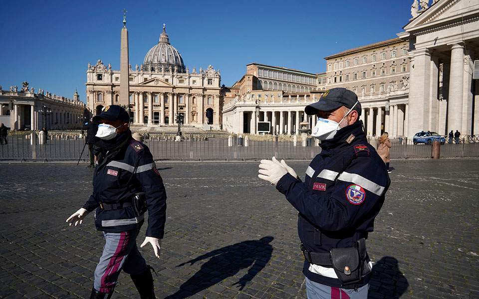 Ιταλία: 541 θάνατοι και 10.593 νέα κρούσματα σε 24 ώρες