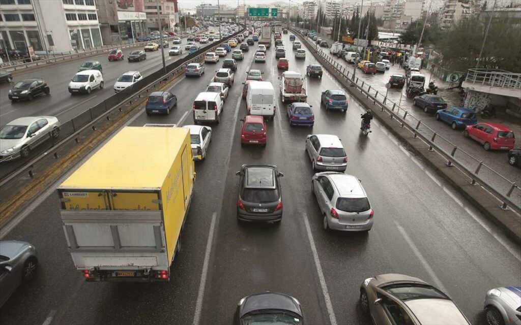 Bουλή: Κατατέθηκε τροπολογία για την πληρωμή  τελών κυκλοφορίας με το μήνα