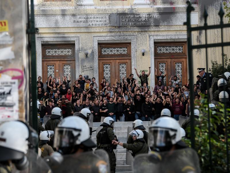 Μαζικό «όχι» της ακαδημαϊκής κοινότητας στην αστυνομία πανεπιστημίων