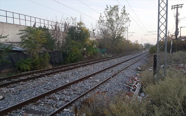 Ρέντη: Σύγκρουση τρένου με ΙΧ – Ένας τραυματίας