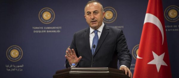 Επίθεση Τσαβούσογλου σε ΗΠΑ: Δικαίωμα μας να αγοράζουμε όπλα απ’ όπου θέλουμε