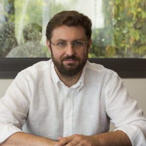 ΣΥΡΙΖΑ για ανασχηματισμό: Δεν αρκούν οι παραιτήσεις των υπουργών, τη λύση θα δώσει η κάλπη