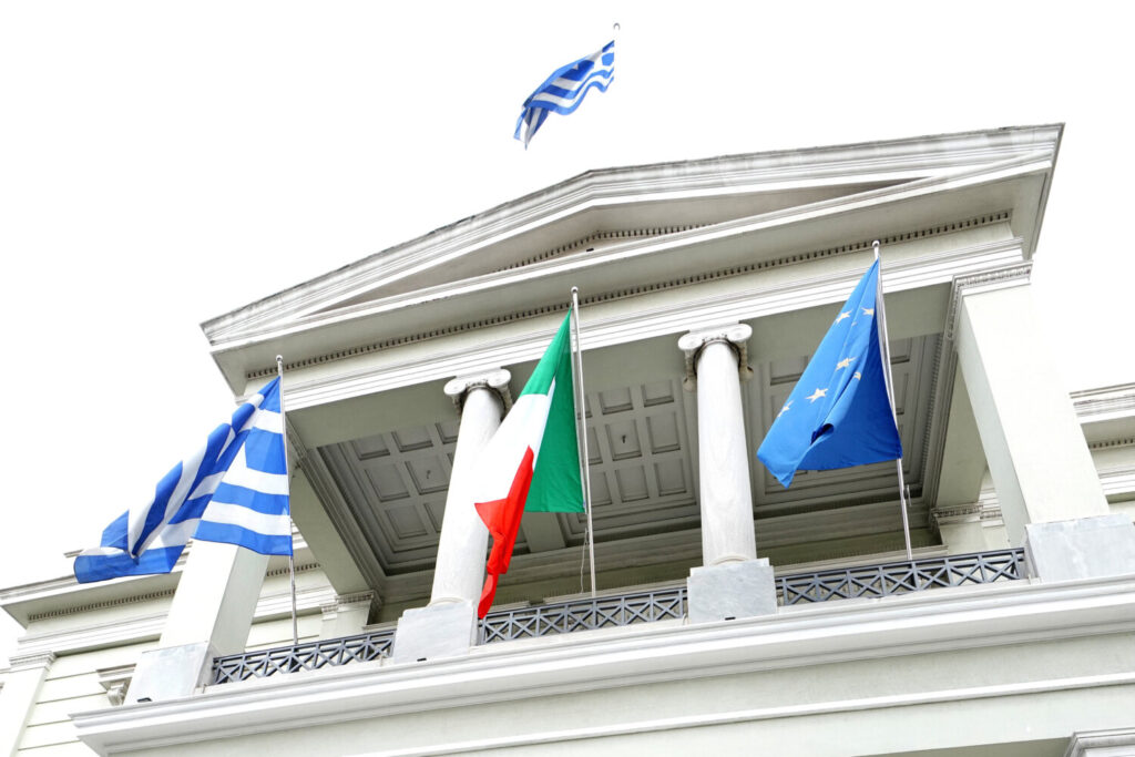 Το μήνυμα του Ελληνικού υπουργείου Εξωτερικών στον Λουίτζι ντι Μάιο
