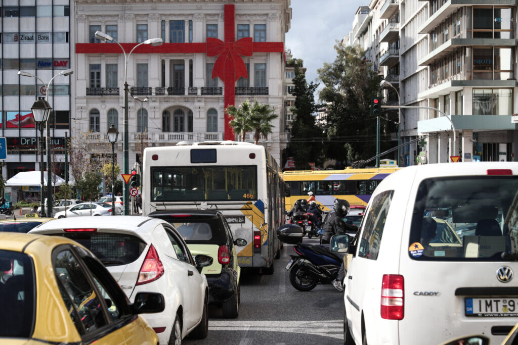 Αττική: Πάνω κατά 50% η κίνηση, σε σχέση με την πρώτη μέρα lockdown του Μαρτίου του ’20