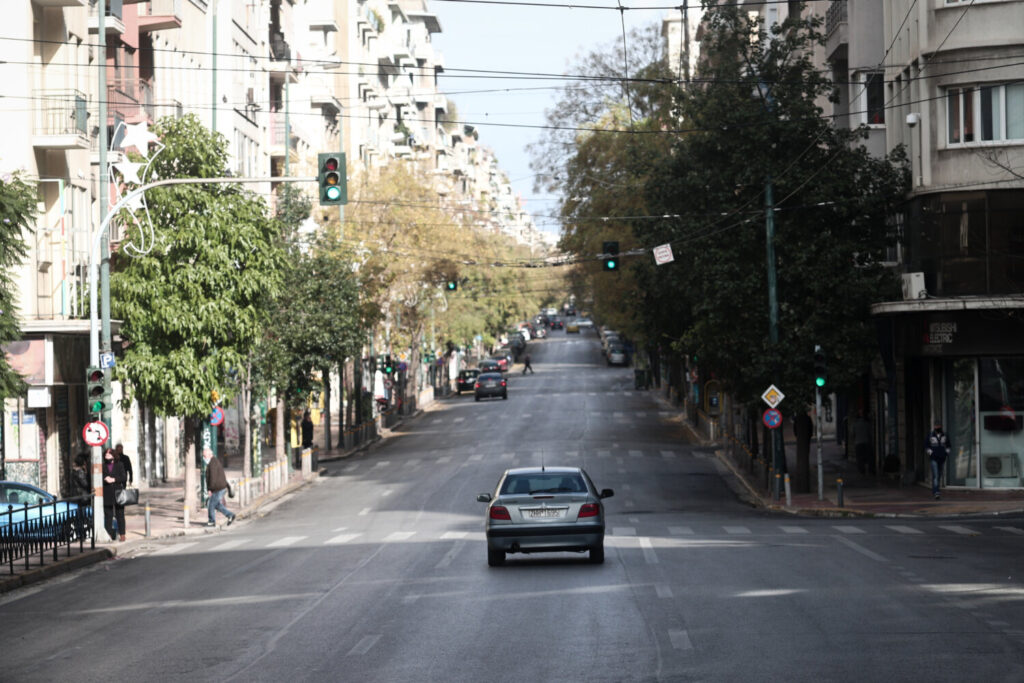 Μετακίνηση εκτός νομού: Πότε επιτρέπεται – Έξαλλοι οι αγροτικοί παραγωγοί