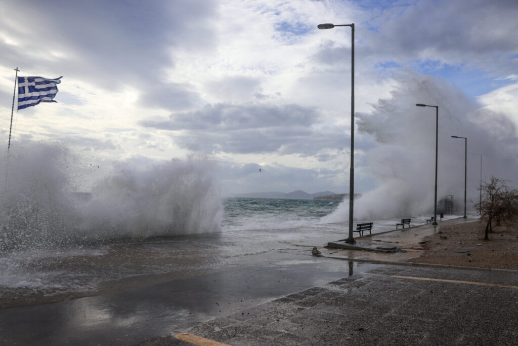 Στο έλεος της κακοκαιρίας Πάτμος και Σάμος