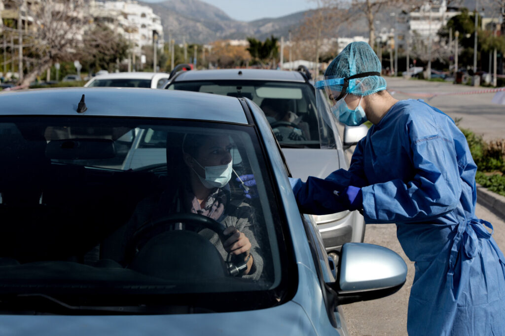 ΕΟΔΥ: Τι έδειξαν οι έλεγχοι Drive Through Testing