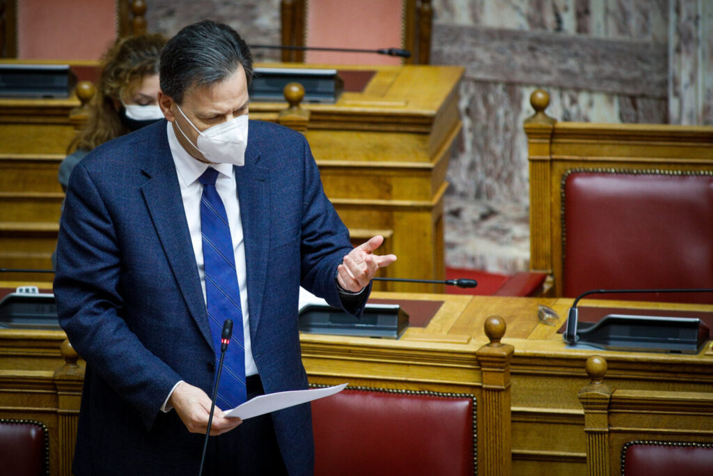 Σκυλακάκης για εστίαση: Η στήριξη θα υπάρξει όσο χρειαστεί, αλλά δεν είναι απεριόριστη