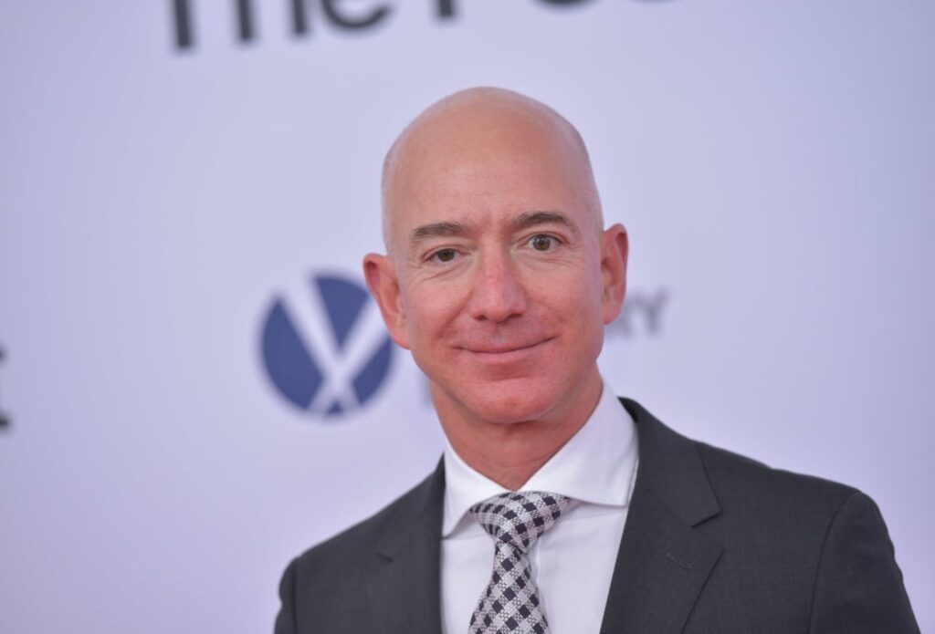 Amazon: Αποχωρεί από CEO ο Τζεφ Μπέζος