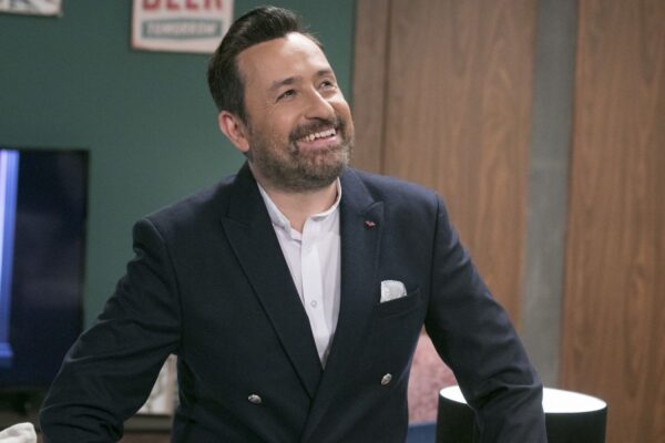 ΣΚΑΙ:  Δανάη Μπάρκα  και  Mike στο  «After Dark»