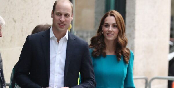 H ανάρτηση της Κέϊτ Μίντλετον με τον Ουίλιαμ και τα τρία παιδιά τους – «Σε αγαπάμε μπαμπά»