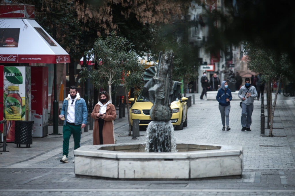 Lockdown: Αλλαγές στην απαγόρευση κυκλοφορίας, ανοίγουν κομμωτήρια και αρχαιολογικοί χώροι