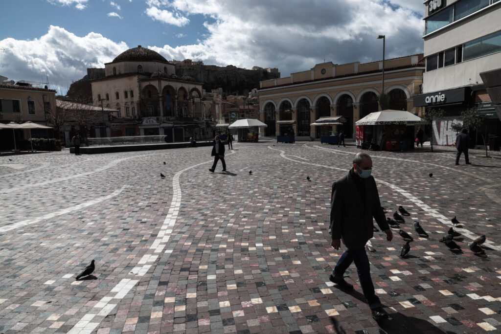 Την Παρασκευή οι κρίσιμες αποφάσεις – Σχέδιο χαλάρωσης για λιανεμπόριο, εστίαση, σχολεία