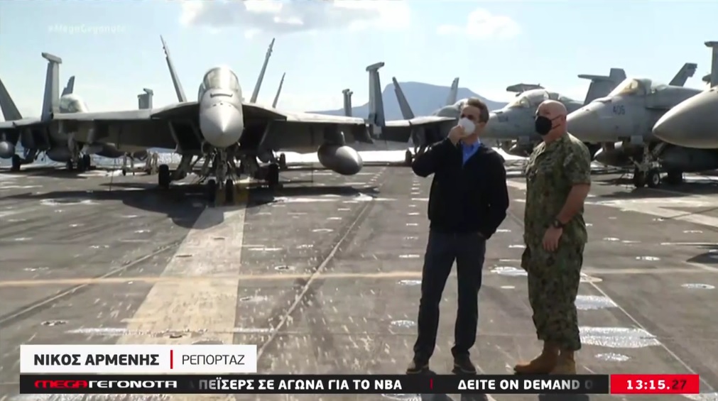 Στο αμερικανικό αεροπλανοφόρο «Αιζενχάουερ» ο πρωθυπουργός (video)