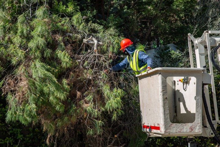 «Ένταξη των εργαζόμενων στους Δήμους στον κατά προτεραιότητα εμβολιασμό»