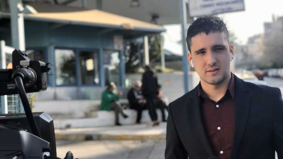 Δύσκολες ώρες για το δημοσιογράφο του ΣΚΑΙ που έχασε τον πατέρα του από κορωνοϊό