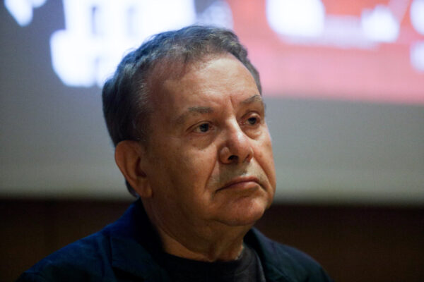 Πρώτο Πρόγραμμα: Δημόσια πρόσωπα μιλούν για το Πάσχα της ζωής τους