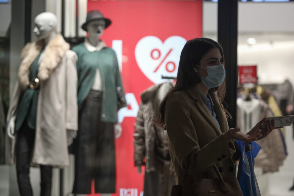 Ποια καταστήματα θα είναι ανοιχτά σήμερα -Το ωράριο