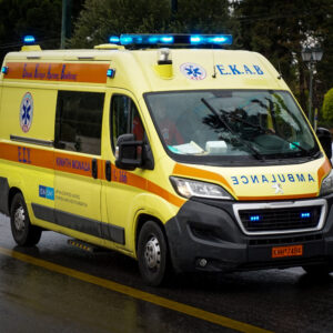 Τραγωδία στον Πειραιά: Νεκρή 24χρονη που έπεσε από τον 7ο όροφο πολυκατοικίας στην Καλλίπολη