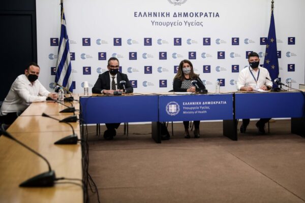 Koρωνοϊός: Από την Τετάρτη στα φαρμακεία τα self test – Προτεραιότητα σε μαθητές Λυκείου και εκπαιδευτικούς