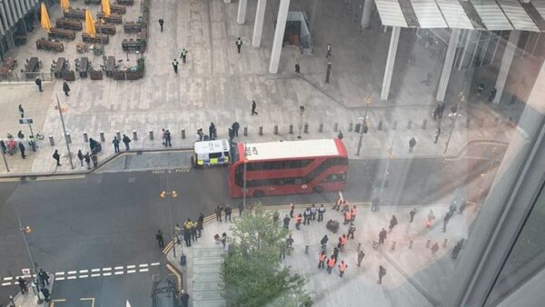 Συναγερμός στο Λονδίνο – Εκκενώθηκε σταθμός τρένου λόγω ύποπτου αντικειμένου