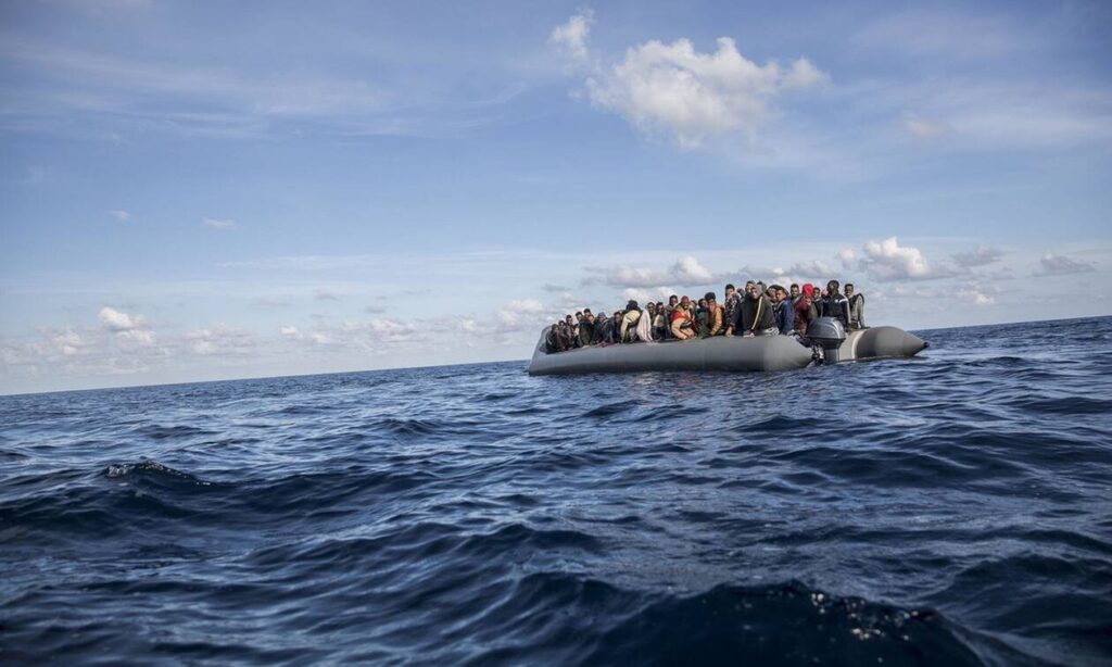 Λιβύη: Ναυάγιο με 130 πρόσφυγες και μετανάστες –  Τουλάχιστον 10 νεκροί (video)