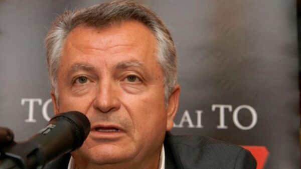 Παπαχρήστος: Αποχωρήσεις πριν από τις κάλπες;