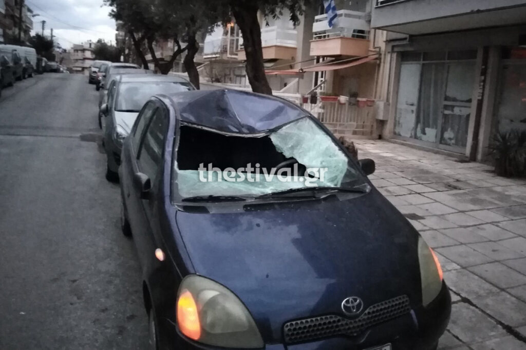 Θεσσαλονίκη: Νεαρός έπεσε από ταράτσα πολυκατοικίας – Νοσηλεύεται διασωληνωμένος (εικόνες)