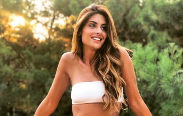 Ανθή Σαλαγκούδη: Σέξι και όποιος αντέξει σε νέα φωτογράφιση! (video)