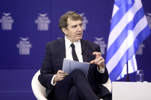 Χρυσοχοΐδης: «Οι δράστες της επίθεσης στο σπίτι της προέδρου του Αρείου Πάγου θα εντοπιστούν και θα συλληφθούν»