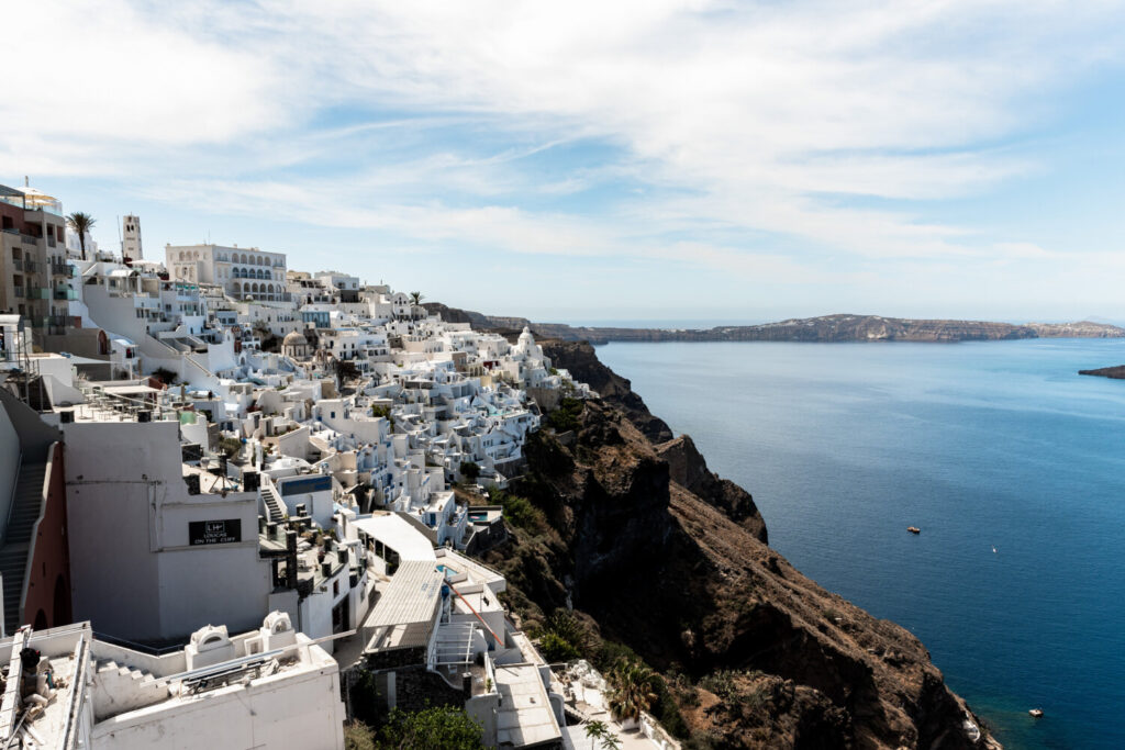 Χαμόγελα για τον τουρισμό:  Τι δείχνουν οι κρατήσεις