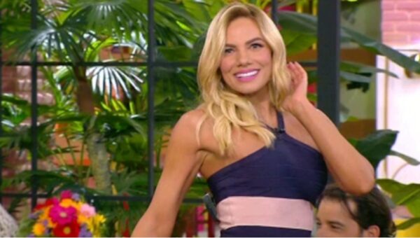 Ιωάννα Μαλέσκου: Εμβολιάστηκε με AstraZeneca – Oι πρώτες παρενέργειες