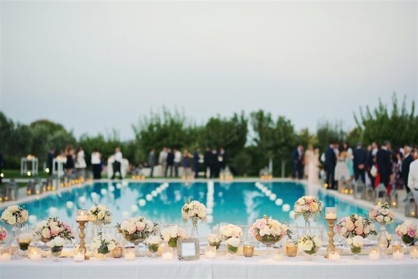 Χαμός σε γάμο στην Παιανία: 50 κρούσματα γαστρεντερίτιδας – Τι λέει ο ΕΟΔΥ