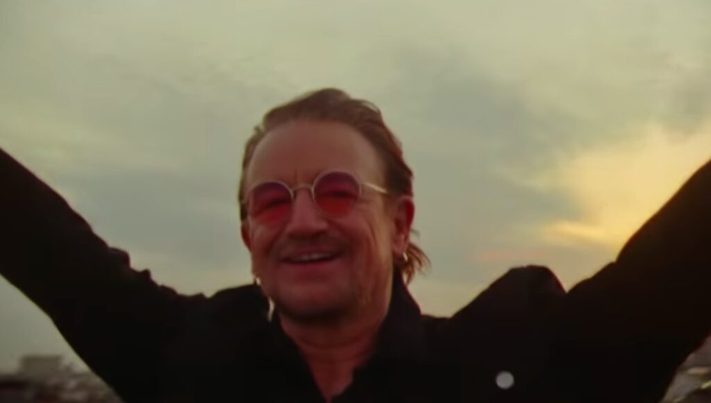 Στη δημοσιότητα το επίσημο τραγούδι του EURO 2020 από τον Μπόνο των U2 (video)