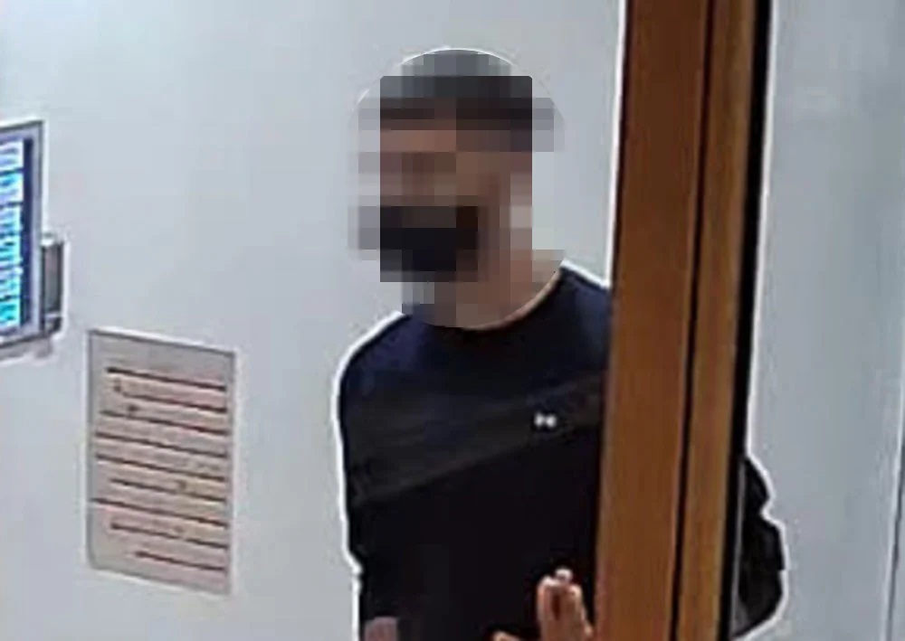 Νέα Σμύρνη: Συνελήφθη ο άνδρας που παρενόχλησε σεξουαλικά νεαρή – Ερευνάται για επιθέσεις και σε άλλες περιοχές ( video και εικόνες)