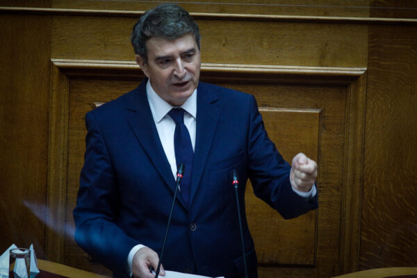 Χρυσοχοϊδης: Μείωση των σκληρών περιστατικών εγκληματικότητας – Τι ανέφερε για τα Γλυκά Νερά (video)