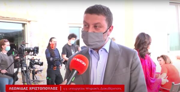 O ΓΓ του Υπουργείου Ψηφιακής Διακυβέρνησης στα γυρίσματα της νέας κωμικής σειράς του MEGA