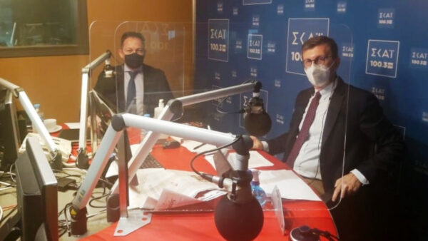 Πέτσας: «Οι αγορές εμπιστεύονται την Ελλάδα – Αντλήθηκαν 27,5 δισ. ευρώ»