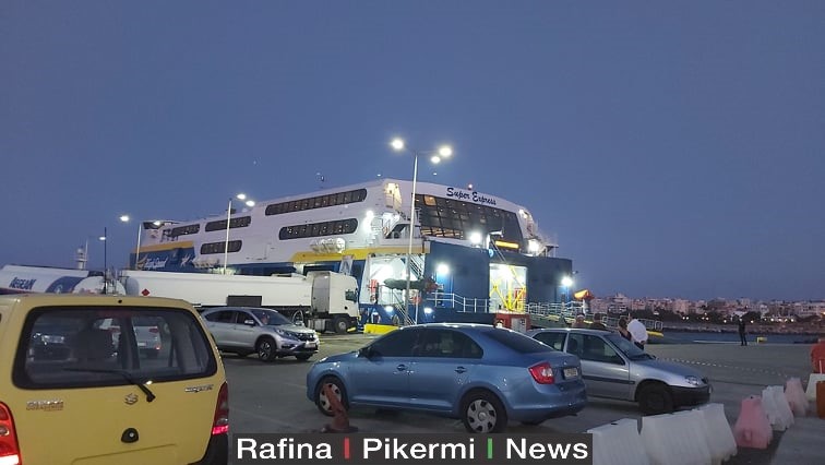 Συναγερμός για δεκάδες ύποπτα κρούσματα σε πλοίο από την Ίο προς Ραφήνα – Ήδη 14 επιβεβαιωμένα