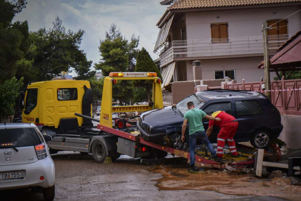 Πλημμύρα Μάνδρα: Αποζημίωση 270.000 ευρώ στην οικογένεια 29χρονου που πνίγηκε το 2017