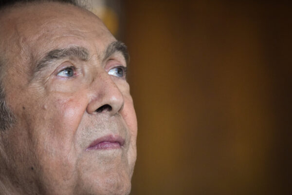 Θλίψη: Πέθανε ο Τόλης Βοσκόπουλος