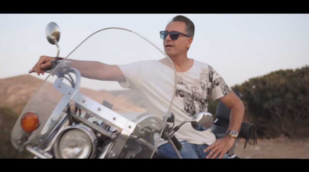 Αλέξης Νείρος «Μόνο για μια στιγμή»: Ακούστε το νέο του τραγούδι με την υπογραφή του Νίκου Τερζή [video]