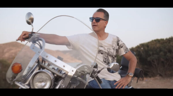 Αλέξης Νείρος «Μόνο για μια στιγμή»: Ακούστε το νέο του τραγούδι με την υπογραφή του Νίκου Τερζή [video]